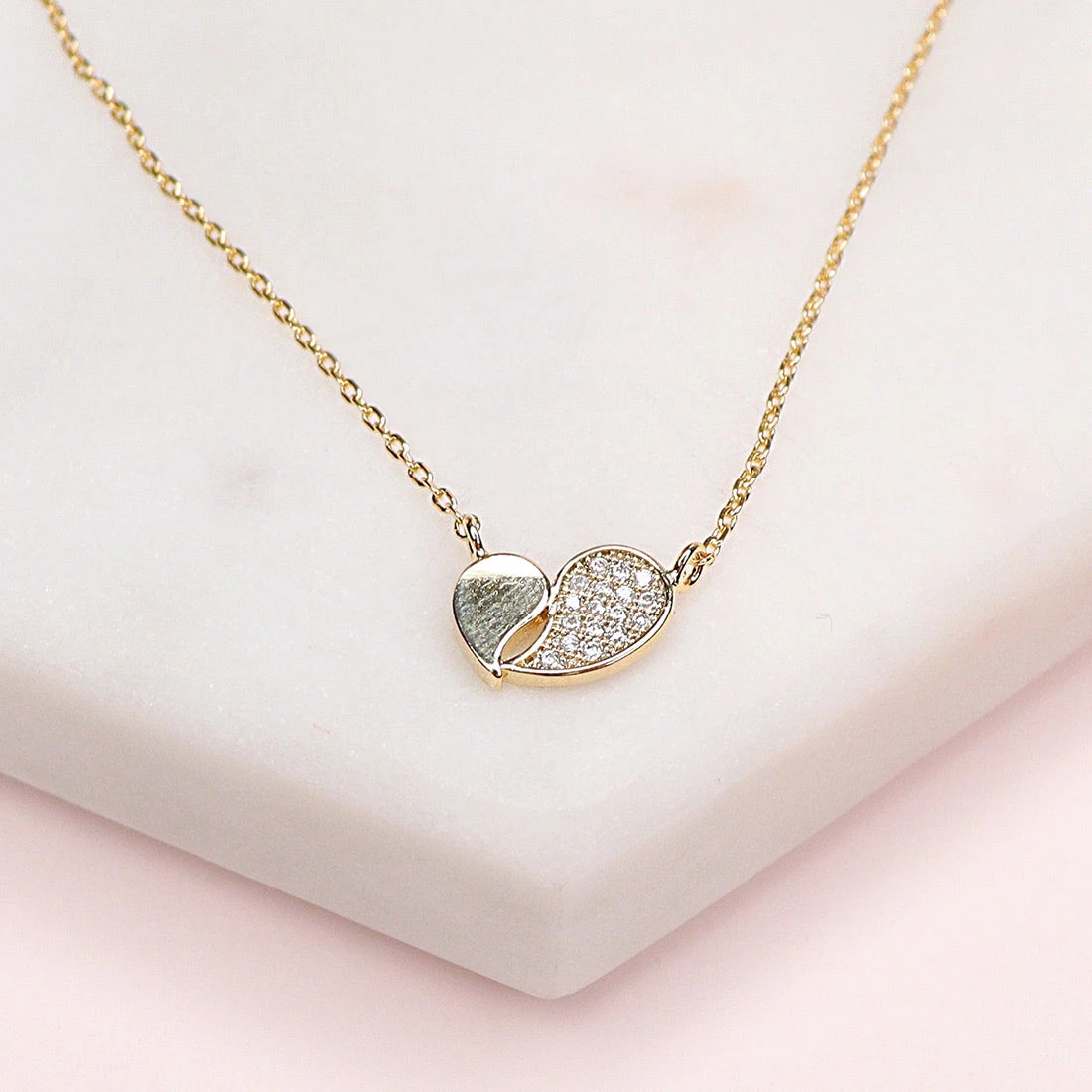 Collier Andrea 3 Collier Andrea – Image 3