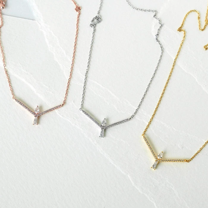 Collier Isia 1 Collier Isia