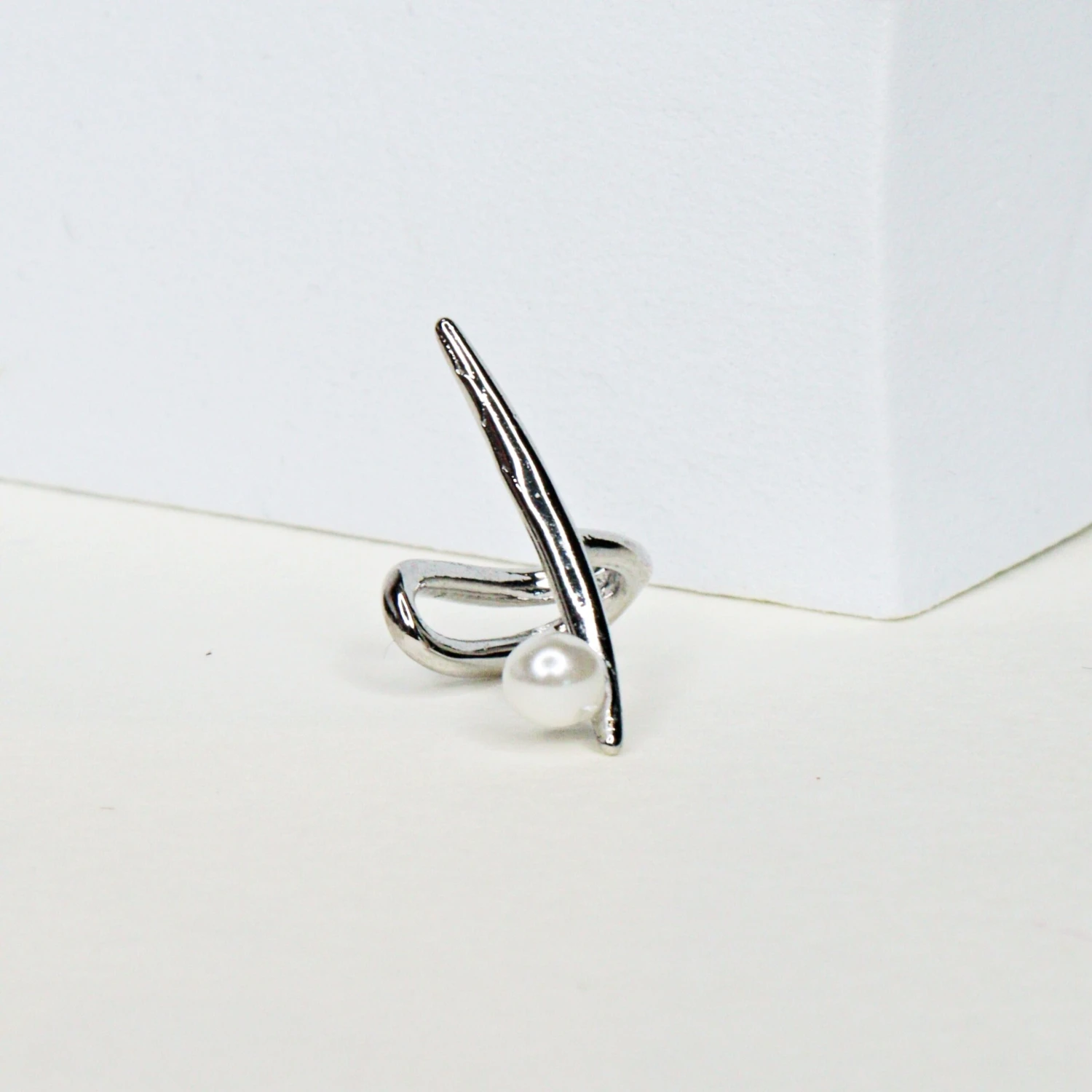 Earcuff Robin 2 Earcuff Robin – Image 2