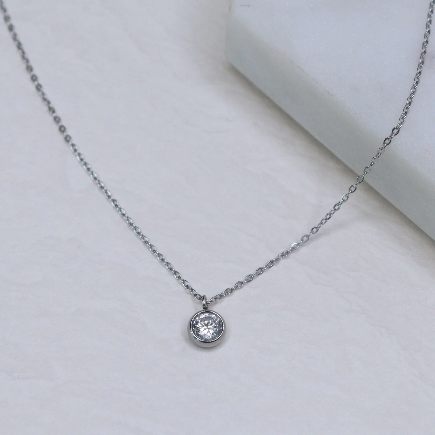 Collier Judy 4 Collier Judy – Image 4