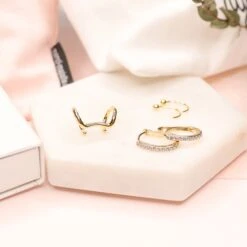 Earcuff Ira 8 Earcuff Ira -Majolie MajolieBoxMars1 1 985d2534 b4a1 4c39 8e30 d5ecd1e998b9