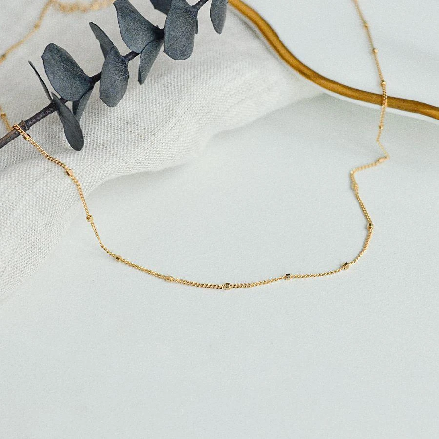 Collier Cora 1 Collier Cora