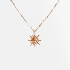 Collier Sola 9 Collier Sola -Majolie Majolie Bijoux Collier Sola 1 5b9ebd76 db36 4e85 b653 3faf2ac49bf0