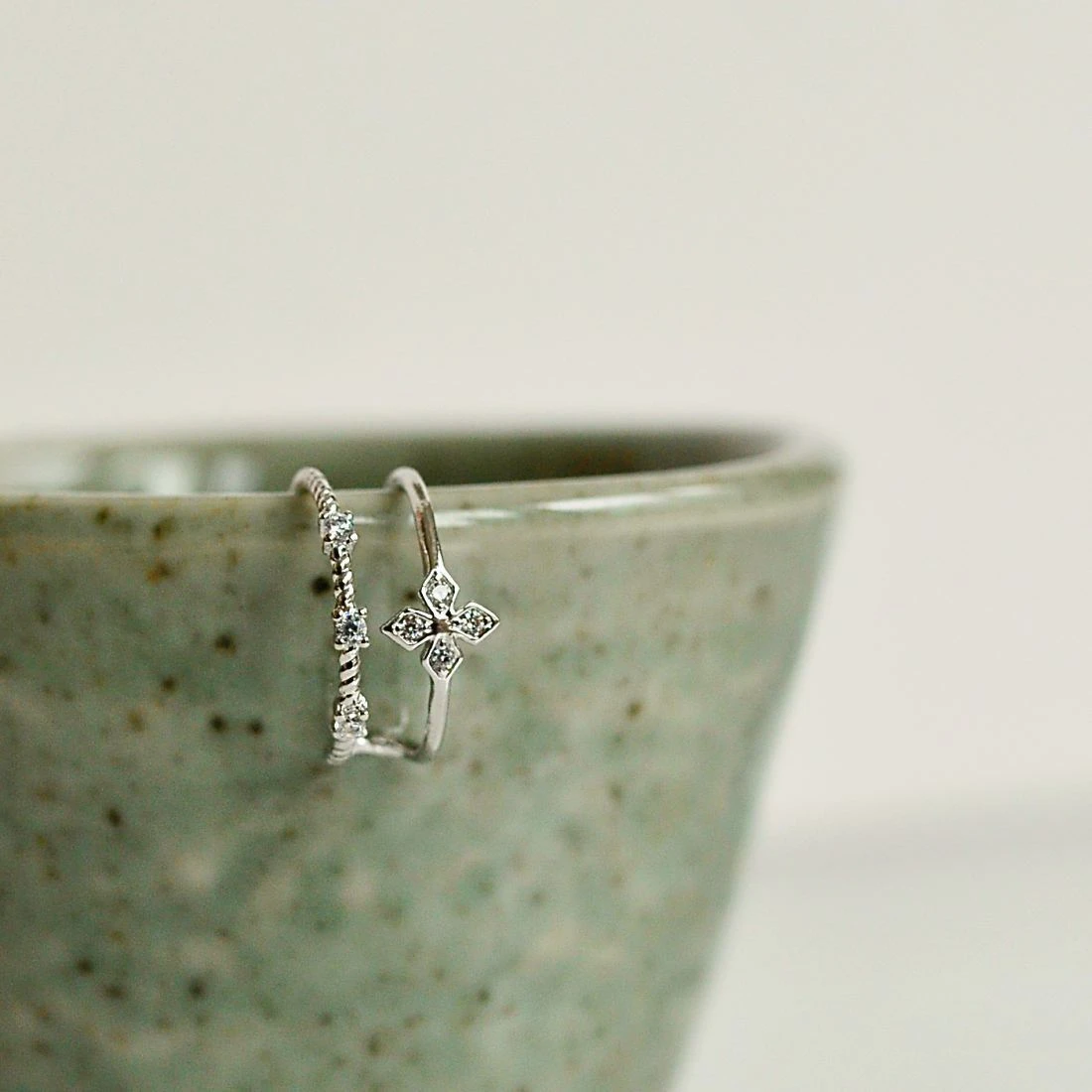 Earcuff Flora 5 Earcuff Flora – Image 5