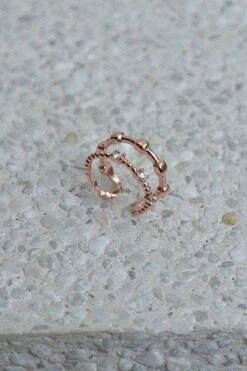 Earcuff Kaja 11 Earcuff Kaja -Majolie Majolie Bijoux Earcuff Kaja Rose2