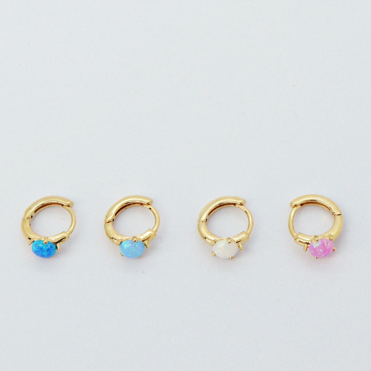 Mini Créoles Opal 4 Mini Créoles Opal – Image 4