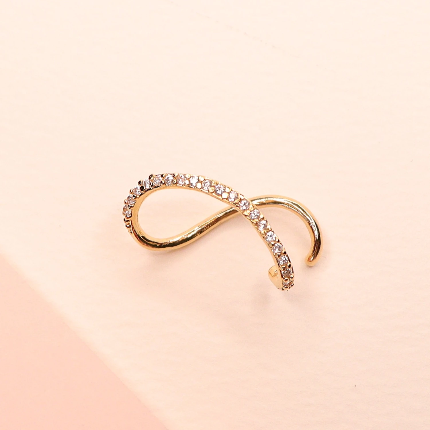 Earcuff Nella 1 Earcuff Nella