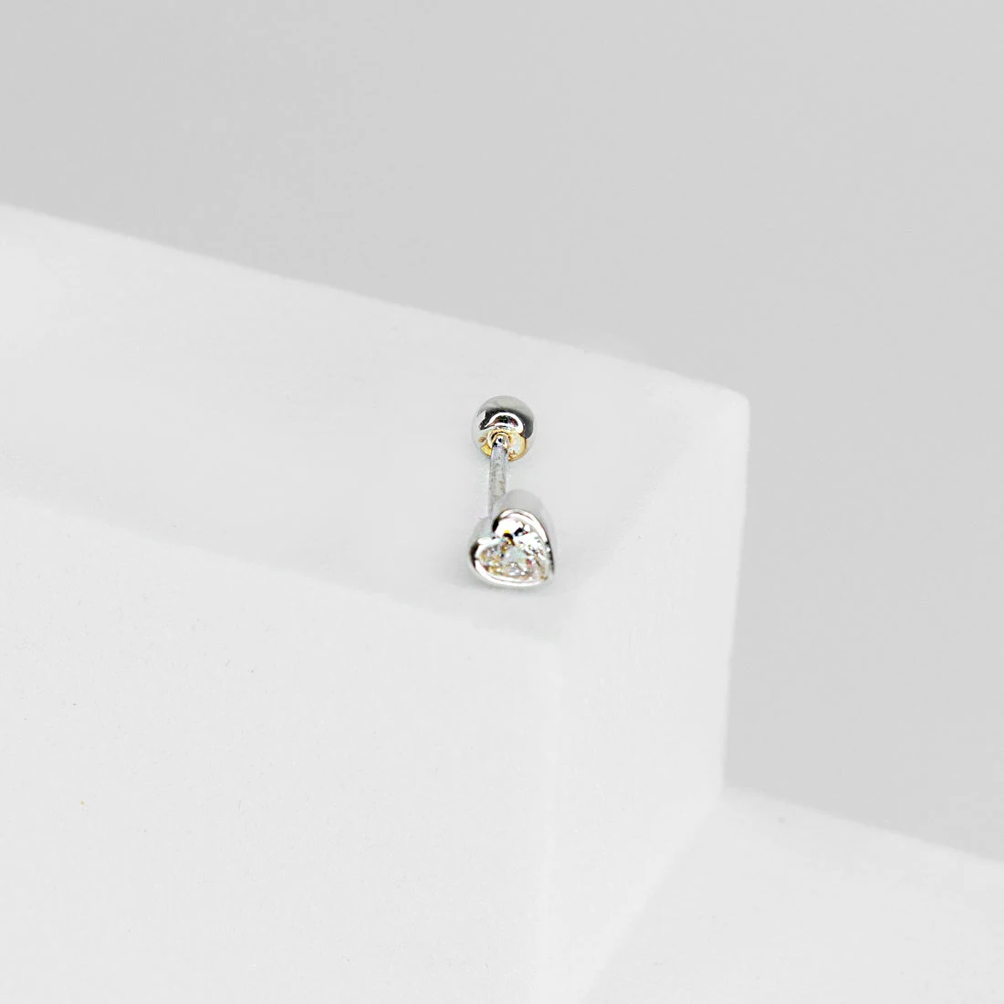 Piercing Laetitia 2 Piercing Laetitia – Image 2